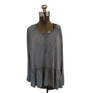 Hyku | Gray Thermal Sleeve Ruffled Blouse